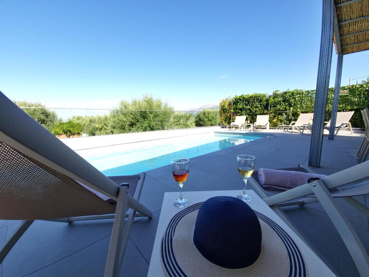 Onar - Luxury Villas Argostoli  Buitenkant foto