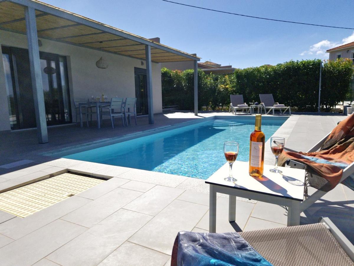 Onar - Luxury Villas Argostoli  Buitenkant foto